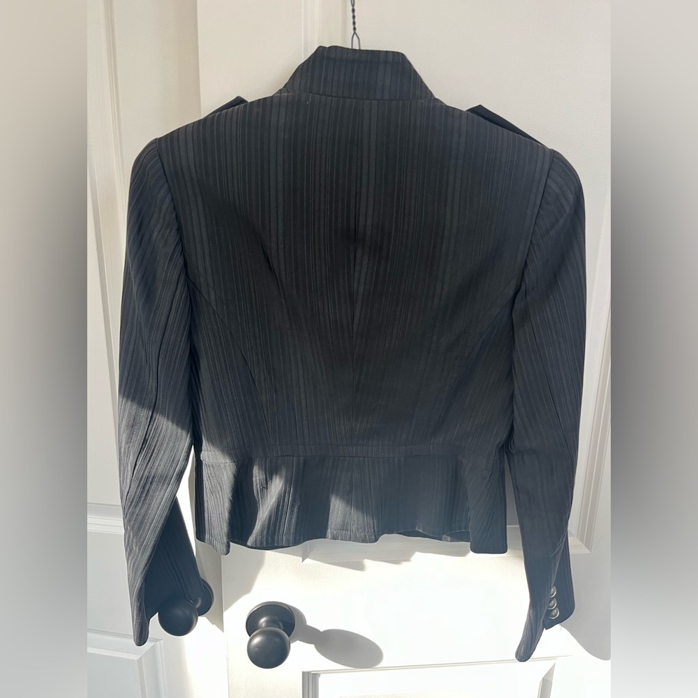 Black jacket - Picture 4 of 5